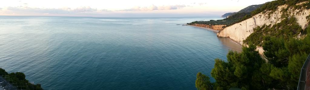 Leonardo Casa Vacanze Βίλα Mattinata Εξωτερικό φωτογραφία