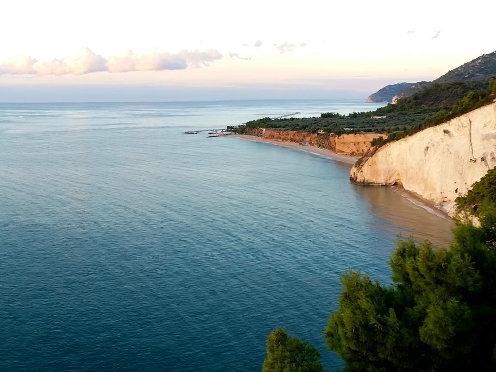 Leonardo Casa Vacanze Βίλα Mattinata Εξωτερικό φωτογραφία